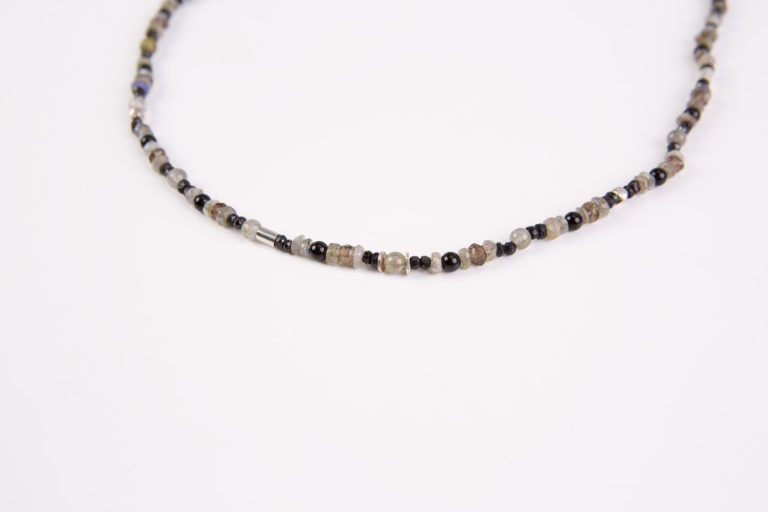 Kette mit Rauchquarz, Labradorit und Spinell