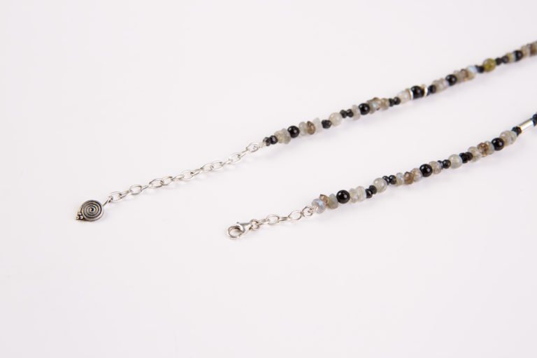 Kette mit Rauchquarz, Labradorit und Spinell