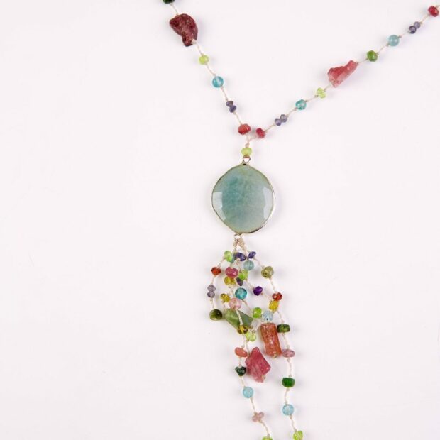 Kette mit Turmalinen und Saphir