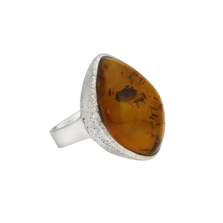 Ring mit Bernstein aus 925 Silber
