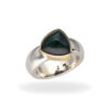 Ring mit Turmalin aus 925 Silber und Goldfassung