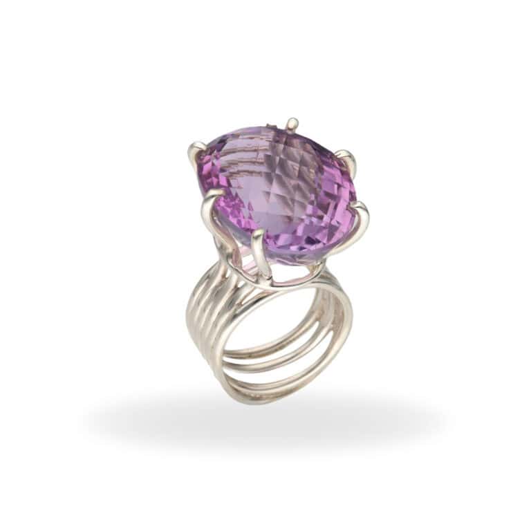 Ring mit Amethyst aus 925 Silber