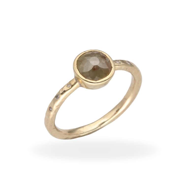 R-GST-004 | Ring mit Rohdiamant & Diamanten aus 333 Gold